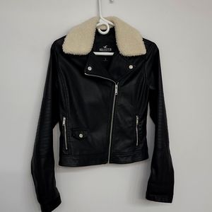 Hollister Jacket (leather look) detachable collar Size S